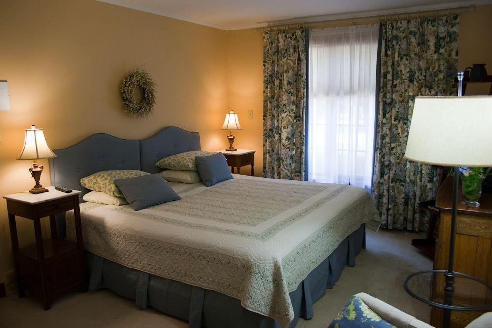 Cedar Gables Bed & Breakfast Niagara-on-the-Lake Dış mekan fotoğraf