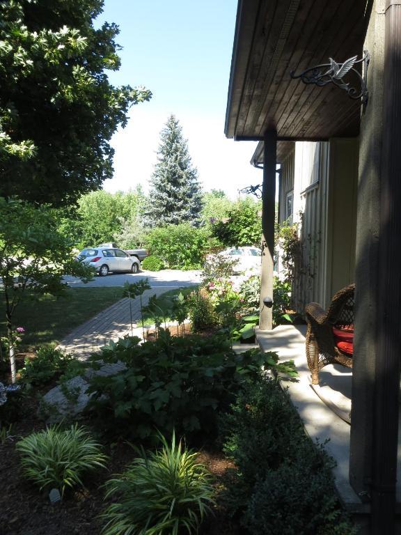 Cedar Gables Bed & Breakfast Niagara-on-the-Lake Dış mekan fotoğraf
